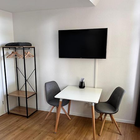 Zentrales Apartment Mit Parkplatz Hockenheim Extérieur photo