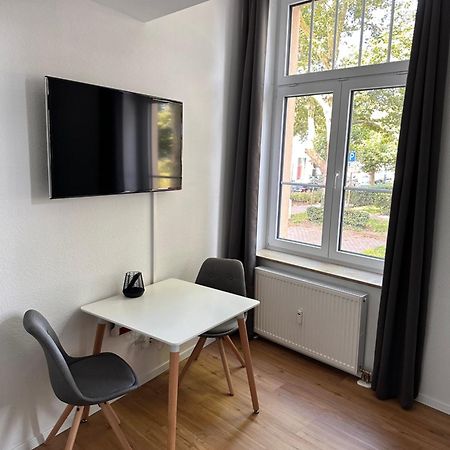 Zentrales Apartment Mit Parkplatz Hockenheim Extérieur photo